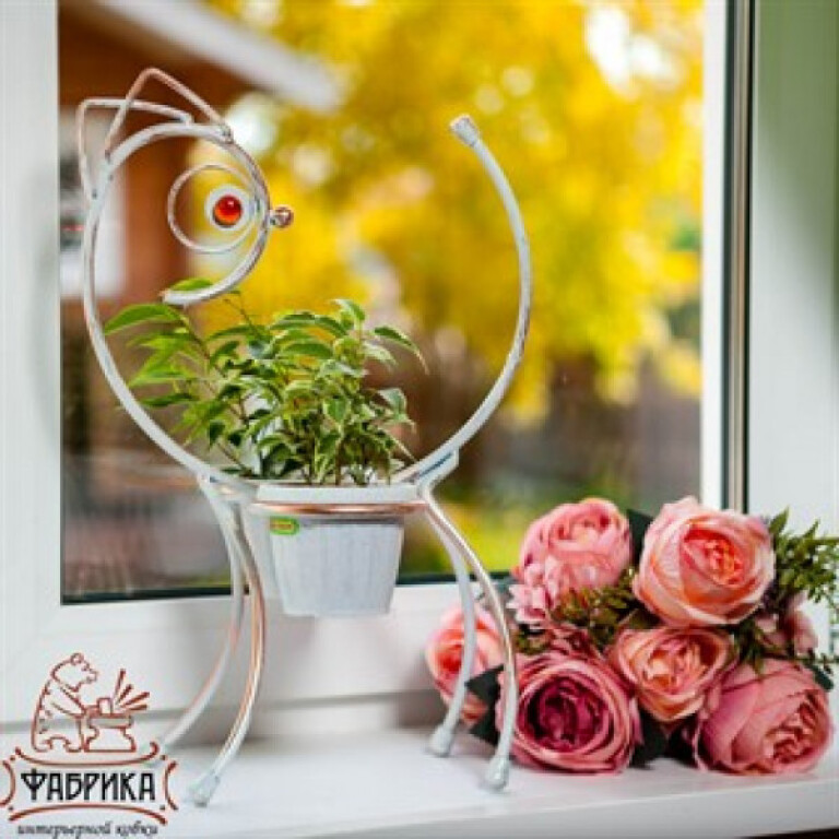 Подставка 95-046 Кошка на 2 цветка (ФК)