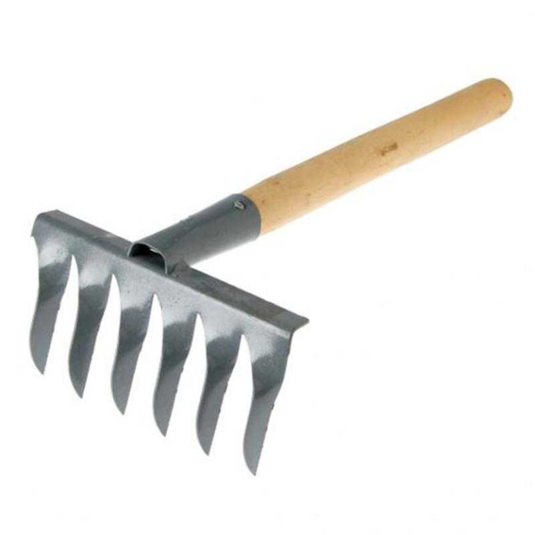 Грабли Витые 6-ти зубые с деревянным черенком